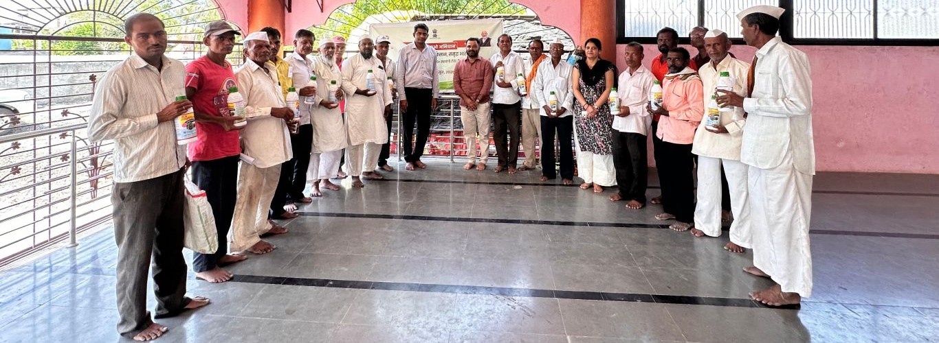 ICAR-NRCP, Solapur organized ‘Khet Bachao Abhiyan’ programme at Village Mardi, Taluka North Solapur on 17 June 2026.